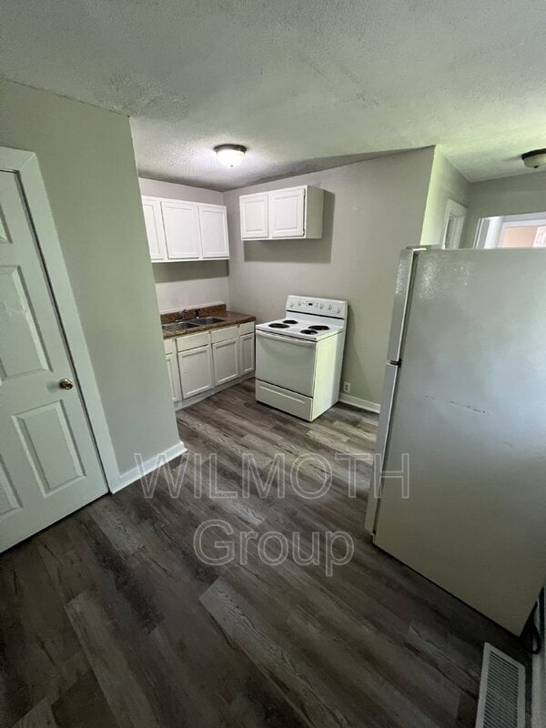 Photo - 2722 N Olney St