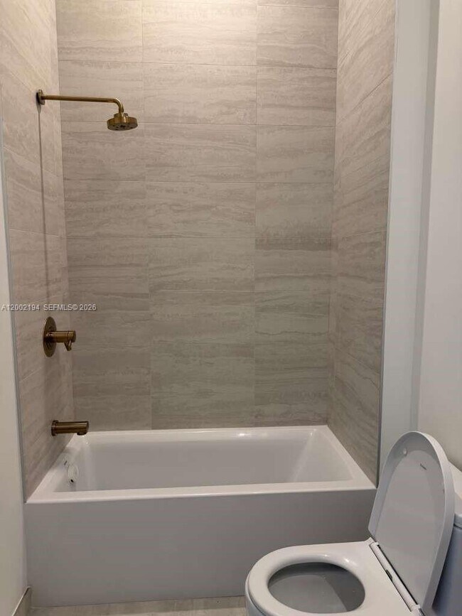 Photo - 77 SE 5th St Unit 1011