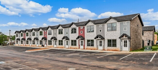 Photo - Millie At Midtown