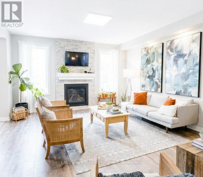 Photo - 19 Allan Moore Pl