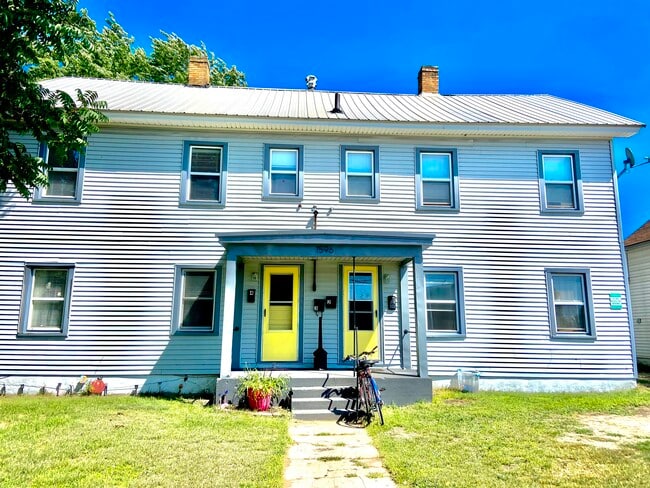 Photo - 1596 8th St Apartments Unit 4