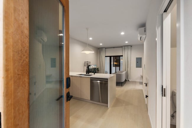 Photo - 8733 13th Ave NW Unidad SI ID1607429P