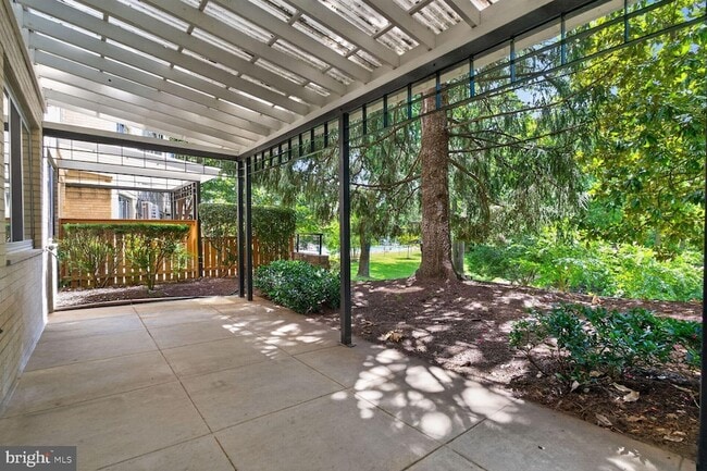 10500 Rockville Pike Unit G17
