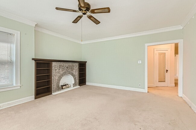 Photo - 3529 N Lowell Ave Unidad 2N
