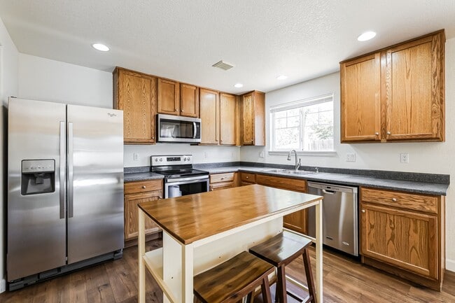 Photo - 19500 E Idaho Ave
