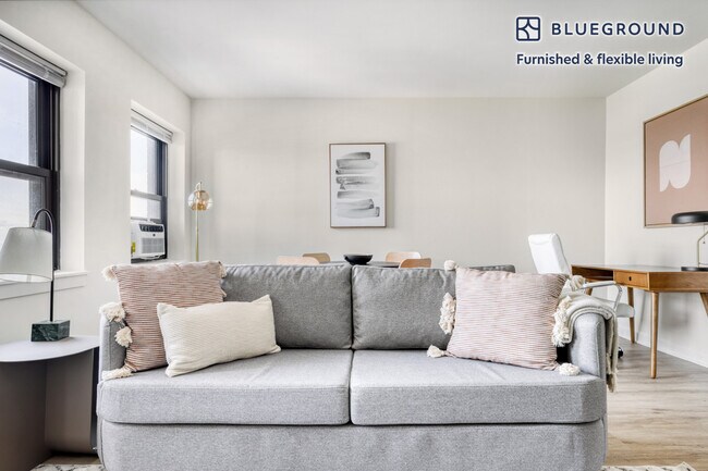 Photo - 1400 N Lake Shore Dr Unit FL15-ID554