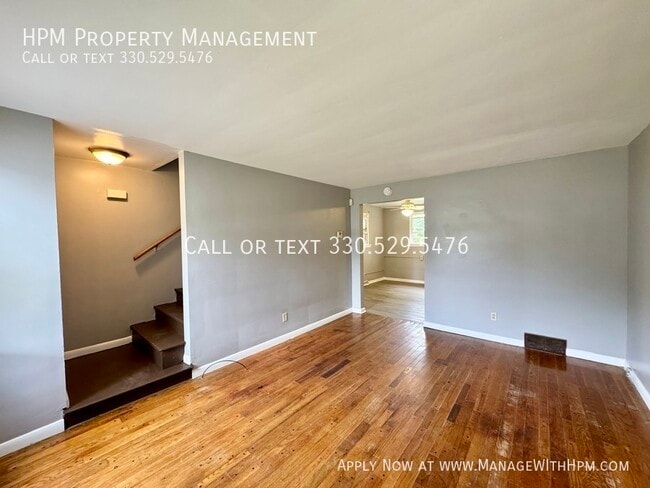 Photo - 1732 17th St NE