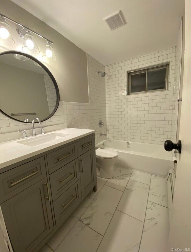 Photo - 191 N Hickory St