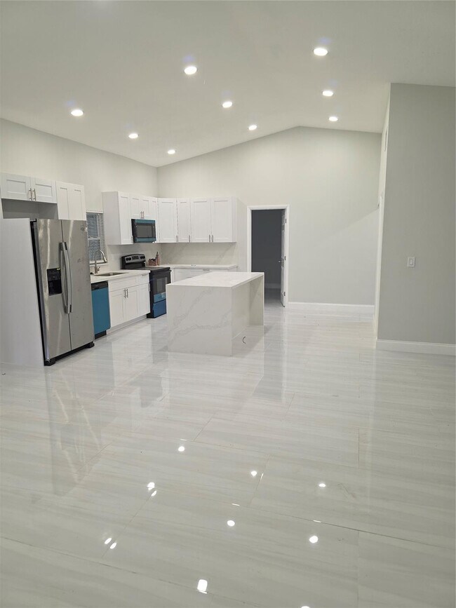 Photo - 6701 W Wedgewood Ave