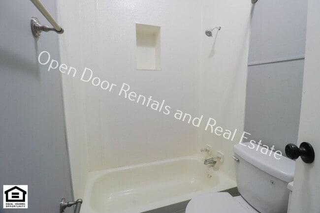 Photo - 405 S Wayne St Unit 4