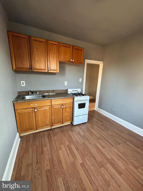 Photo - 1767 N Peach St