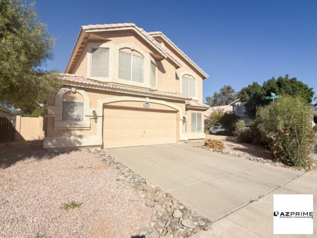 Building Photo - Experience the Epitome of Luxurious Living in this Magnificent 4/3 Gilbert Home!