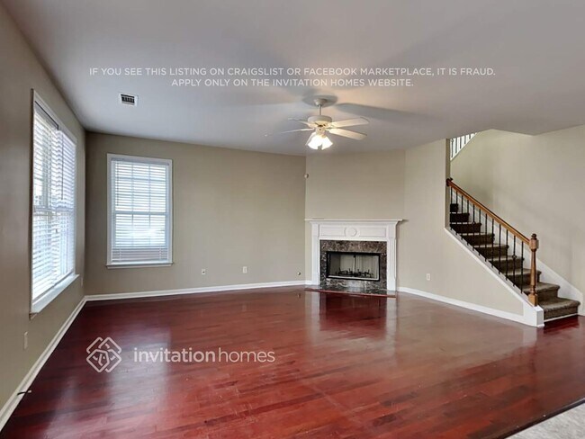 Photo - 655 Briarhurst Ct