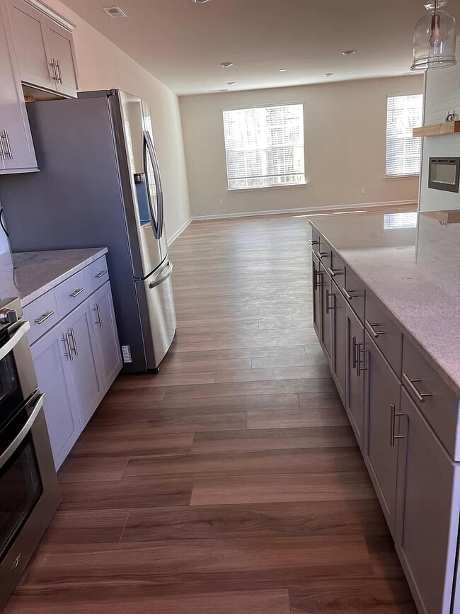 Room in Townhome on Lawyers Rd
