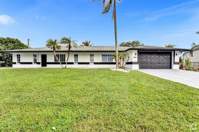 Building Photo - 1705 SW 100th Ave Rental