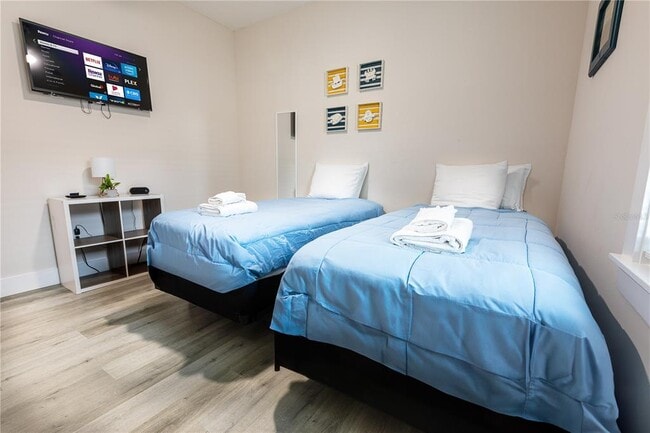 Photo - 507 E Paris St