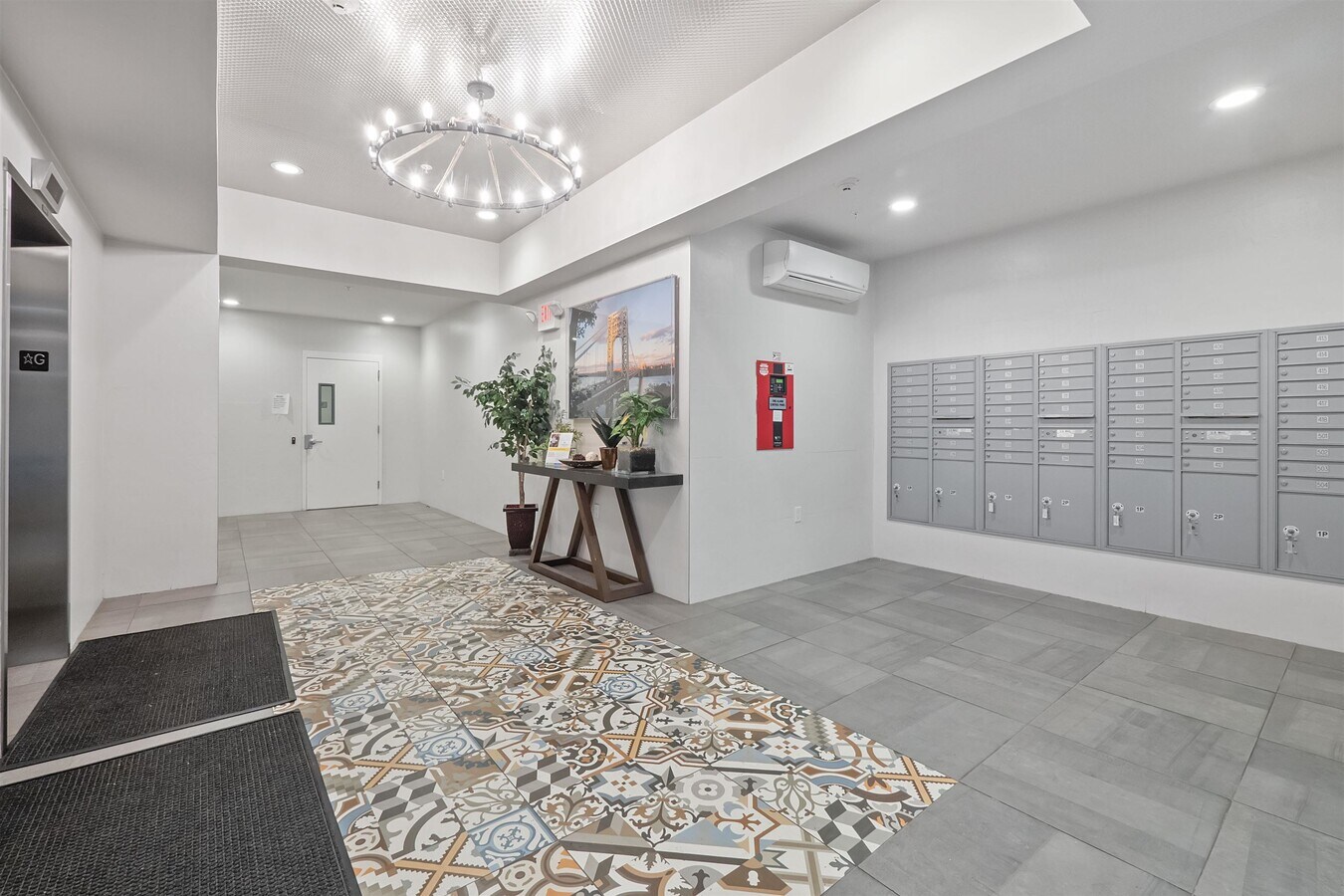 Photo - 100 Marshall St Unit 608