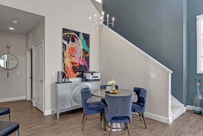 Photo - Daymark Uptown