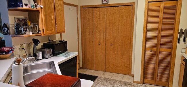 Photo - 2225 Ranchview Ln N