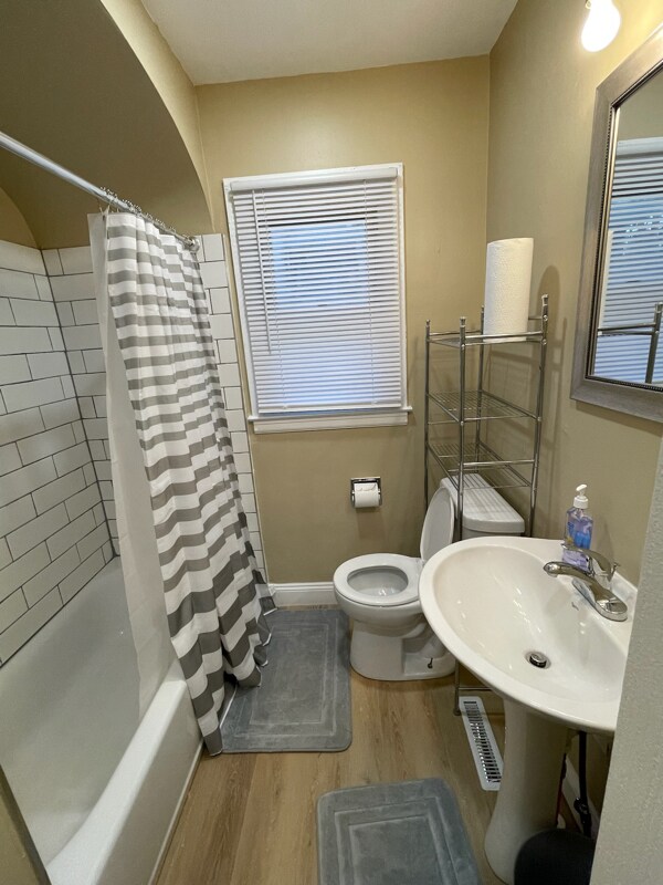 Photo - 4016 E 34th St