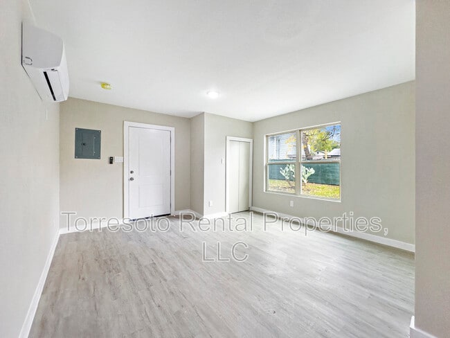 Photo - 1606 W Wildwood Dr Unidad D