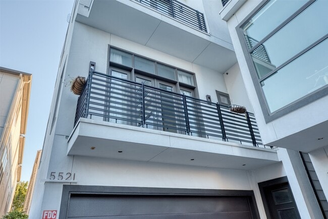 Photo - 5521 Kiam St