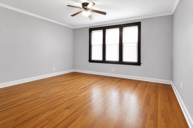 Photo - 1208 S 57th Ave