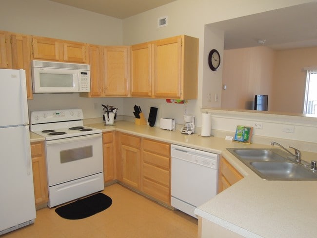 Building Photo - Canyon Village Los Alamos