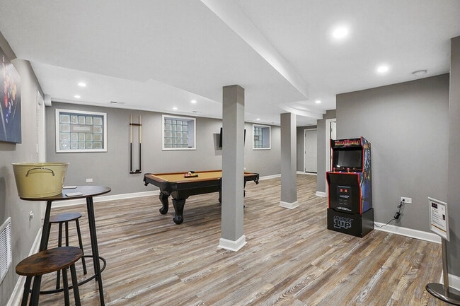 Building Photo - 8041 S Martin Luther King Dr Rental