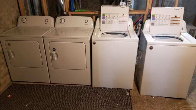 1023 W 3rd St Unit 4