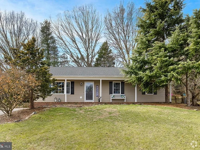 Building Photo - 6810 Greenvale Rd Rental