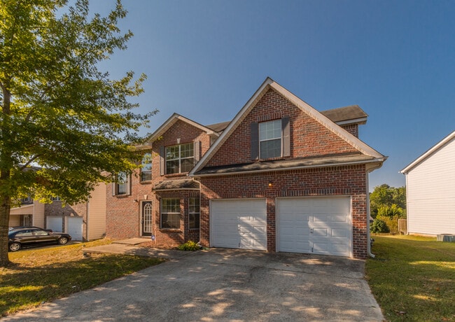 Photo - Spacious 4 bedroom 2.5 bath