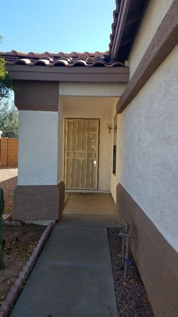 Photo - COMING SOON FREE RENT INTERESTED OAC 4/2 HOME WITH NO CARPET