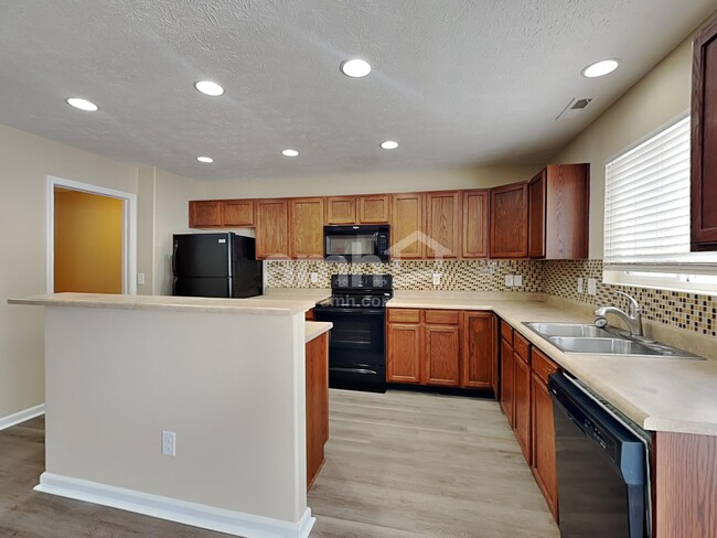 Photo - 8067 Lawrence Woods Pl