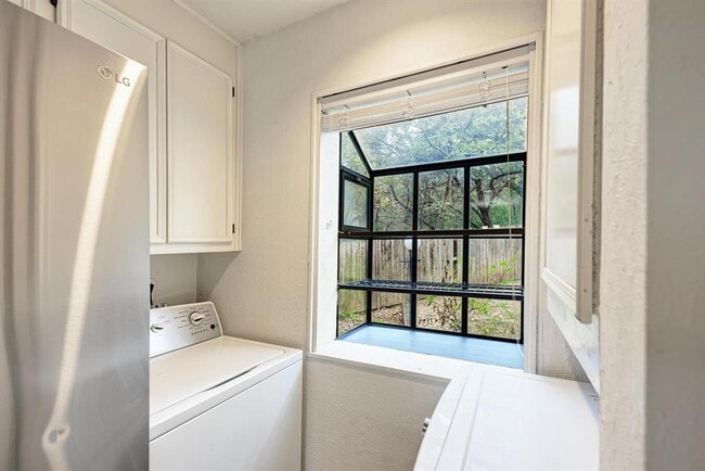 Photo - 1938 Holly Hill Dr Unidad 1