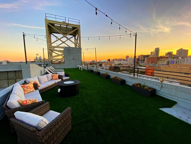 Tailor Lofts