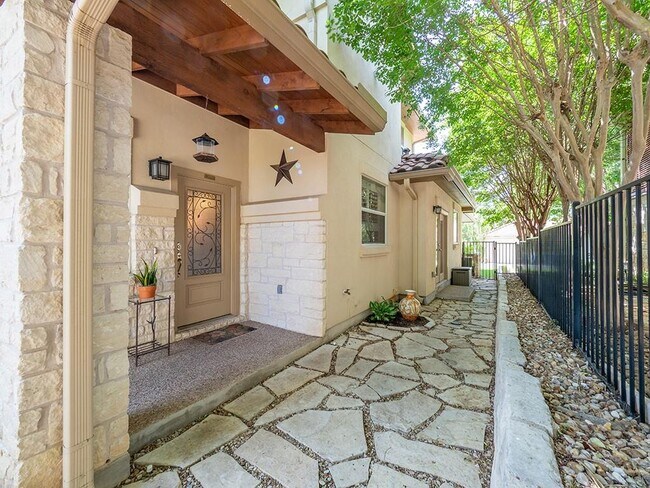 Photo - 55 Tournament Way Unidad B