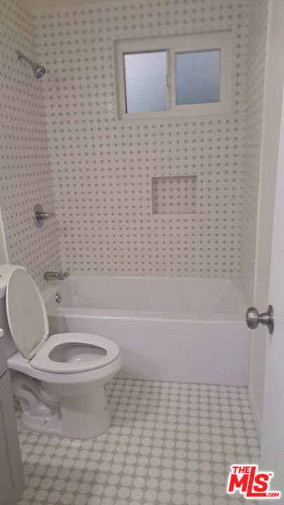 Photo - 6521 Beck Ave