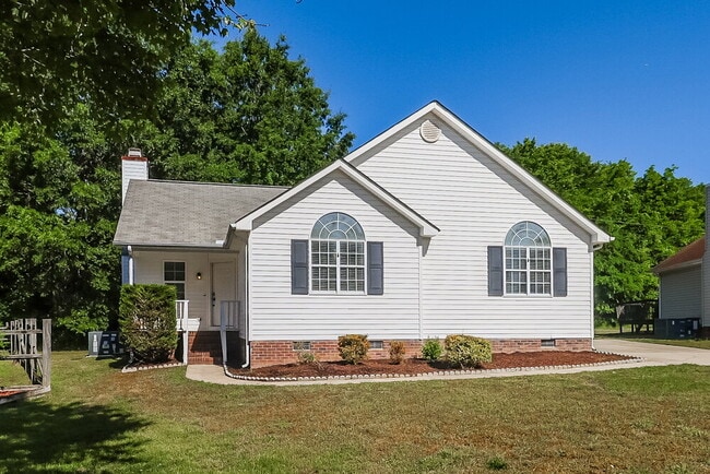 Building Photo - 380 Canter Ct NW