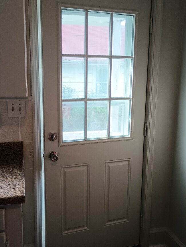 Photo - 327 Caulder Ave