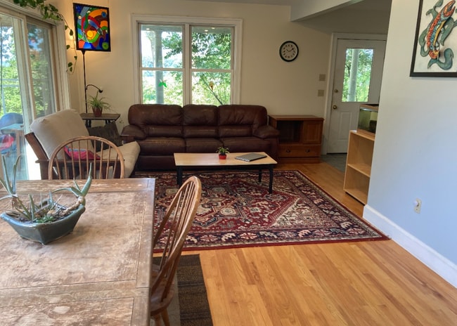Photo - 352 E Hadley Rd