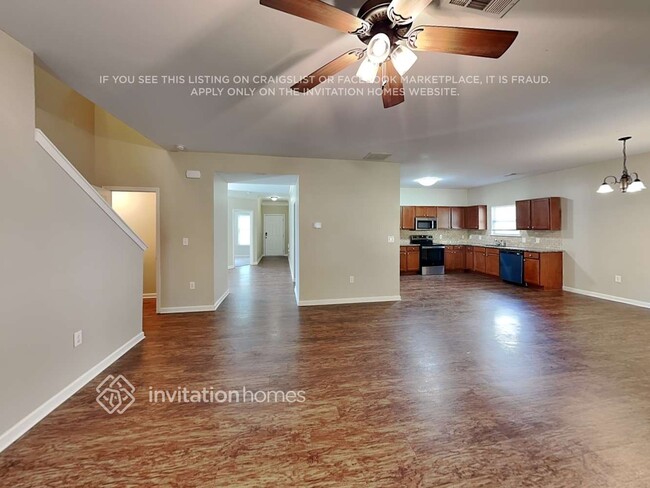 Photo - 3160 Franklin St