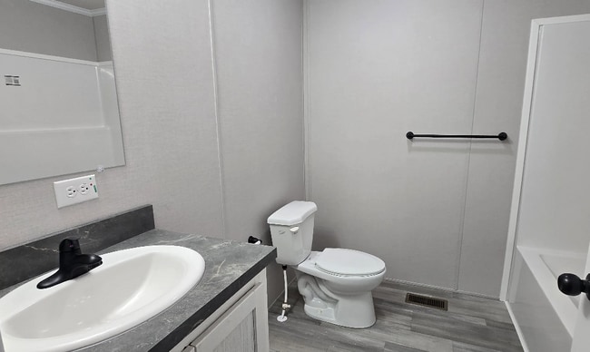 Photo - 49477 Au Lac Dr E