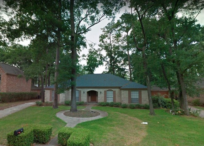 Photo - 2123 Lakeville Dr