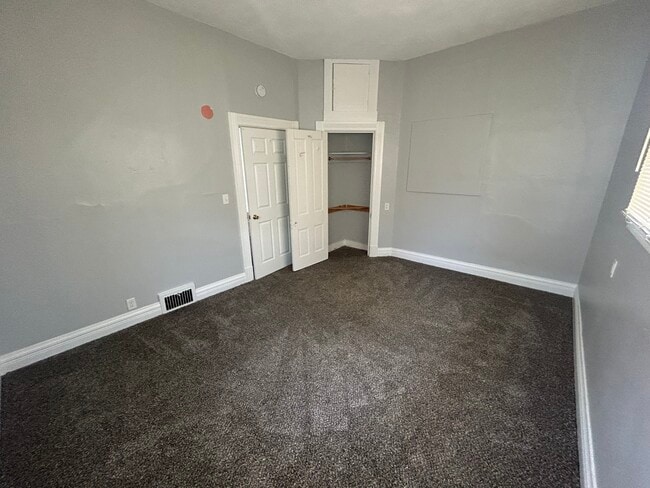 Photo - 637 Park Ave