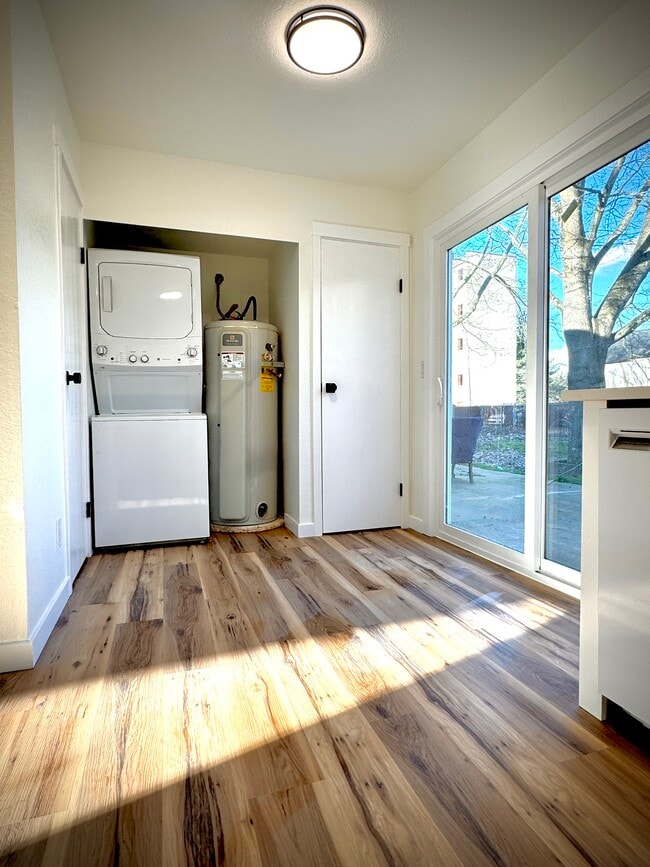 Photo - 640 5th Ave S Unit 104