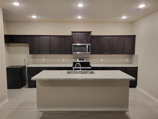 Photo - 2909 Bluets Dr