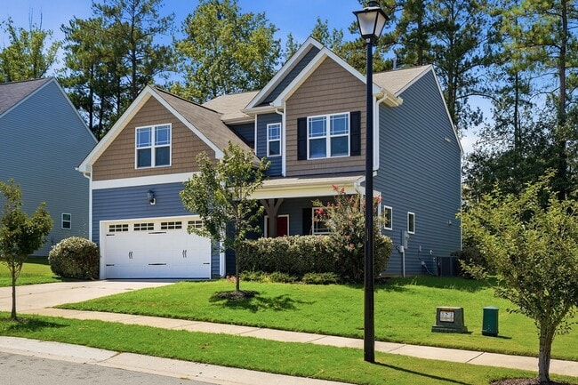 Photo - 1425 Haltwhistle St