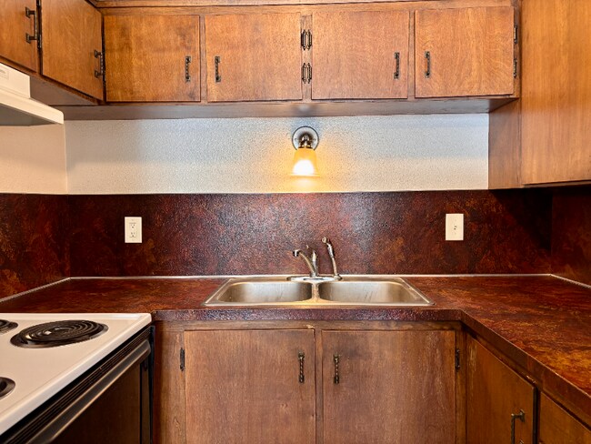 Photo - 365 W 550 N Unit 4