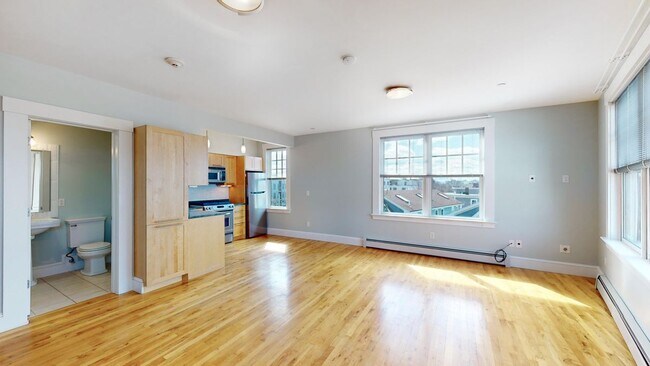Photo - 432 Norfolk St Unit 4A